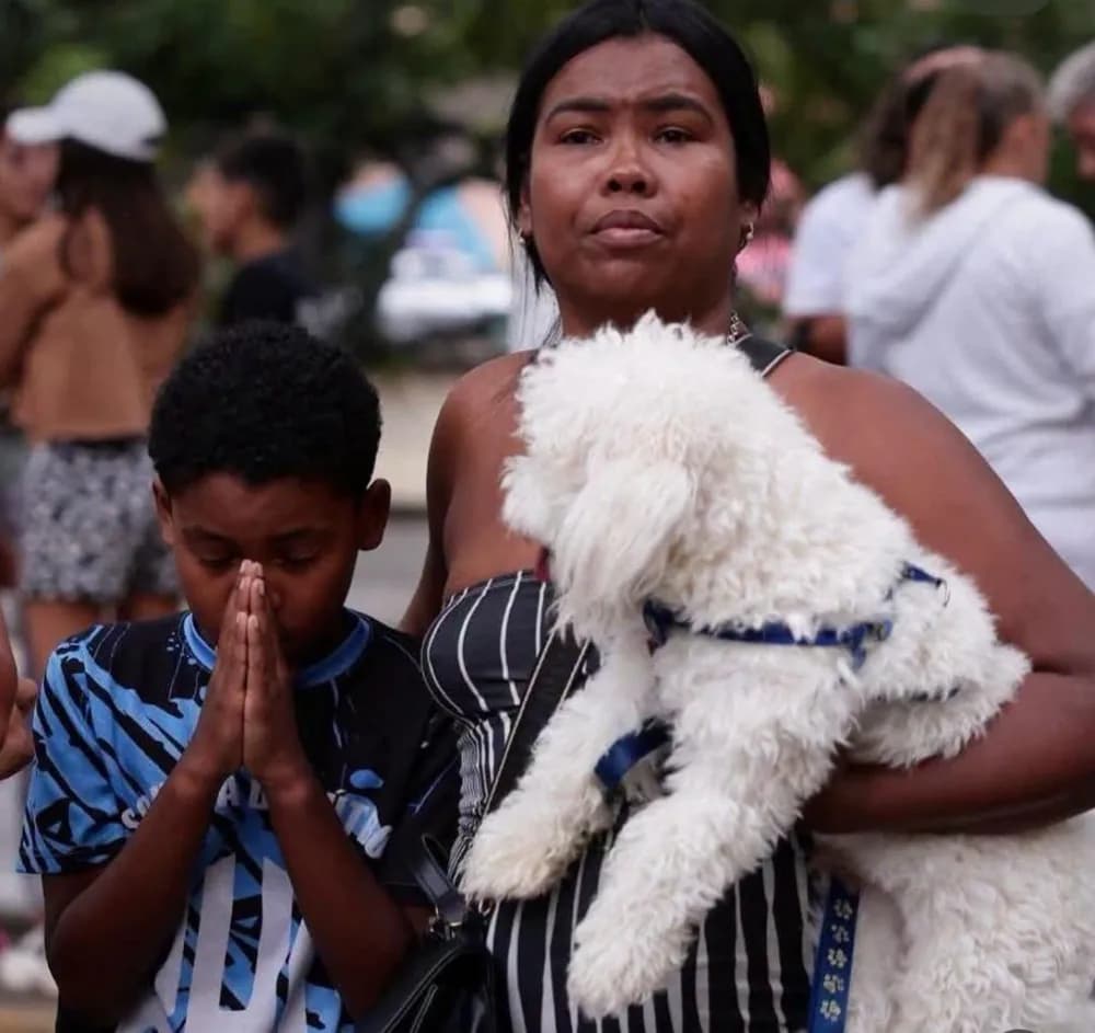 Familias afectadas por la catástrofe